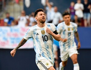 Diario HOY | Messi brilla con cinco goles para Argentina
