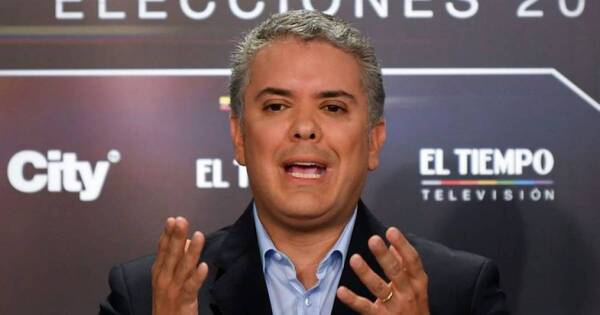 La Nación / Iván Duque, condenado a arresto domiciliario por no proteger un parque