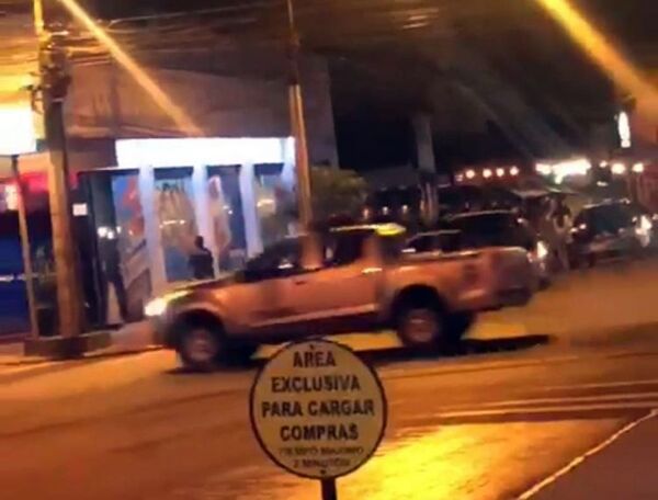 Ataque de sicarios deja cuatro heridos en una chopería