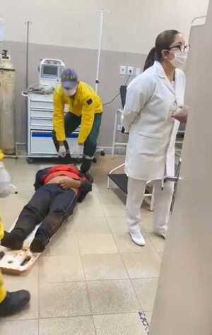 Una vez más, en el hospital de Minga Guazú rechazan a pacientes auxiliados por bomberos - La Clave