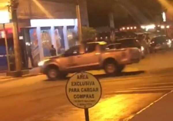 Cuatro heridos tras ataque a balazos frente a céntrica choperia en Pedro Juan Caballero