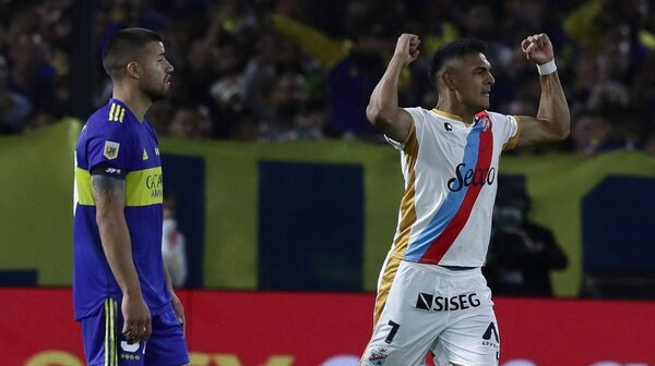 Cristian Colmán da una asistencia, pero Arsenal cae ante Boca en La Bombonera