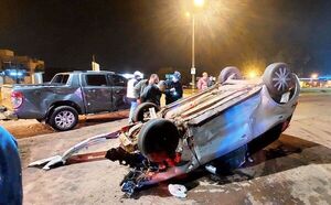 Ciudad del Este: violento choque y vuelco sobre la Ruta PY02 - ABC en el Este - ABC Color