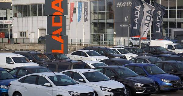 La Nación / Ventas de autos en Rusia se derrumban un 83,5% interanual