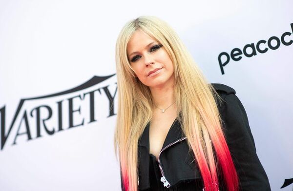 Avril Lavigne presenta “Let Go” en la edición del 20 aniversario - ABC FM 98.5 - ABC Color