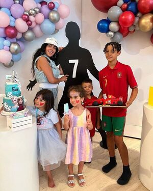 Los mellizos de Cristiano Ronaldo cumplieron cinco años - Gente - ABC Color