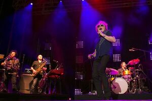 La vuelta de Simply Red a España, un paseo por tres décadas de éxitos - Música - ABC Color
