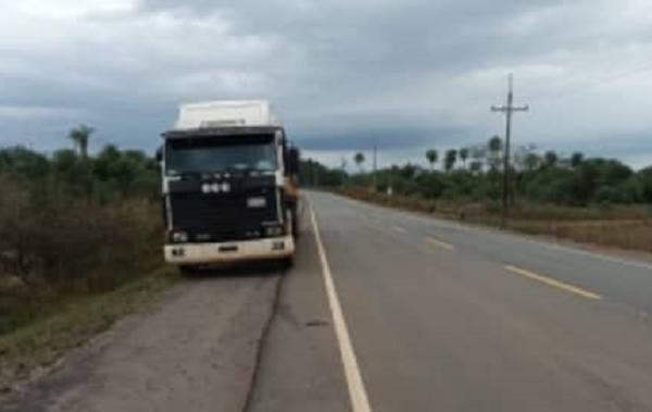 Recuperan un camión transportador de soja, asaltado en zona Ybytimi - Noticiero Paraguay