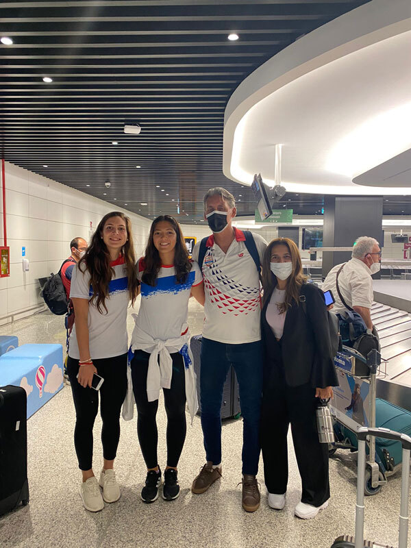 Embajada en Italia asiste a deportistas que participan de Mundial de Vóley de Playa - .::Agencia IP::.