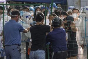 Video: Indignación en Shanghái por el reconfinamiento por brotes de covid - Mundo - ABC Color