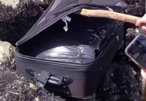 Crónica / ¡Ndesapature! Encontraron una valija con un ¡cadáver! adentro