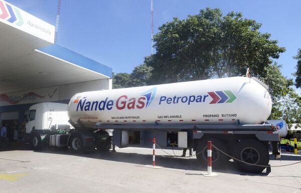 Petropar licitó millonaria consultoría para estudiar mercado del gas natural - Nacionales - ABC Color