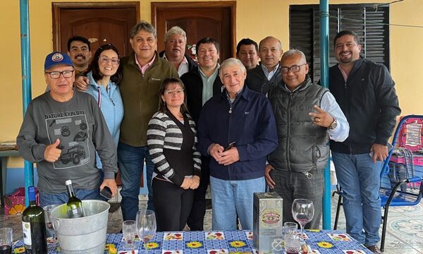 Candidato de “Yo Creo” recibe apoyo de un importante sector del partido Liberal – Diario TNPRESS