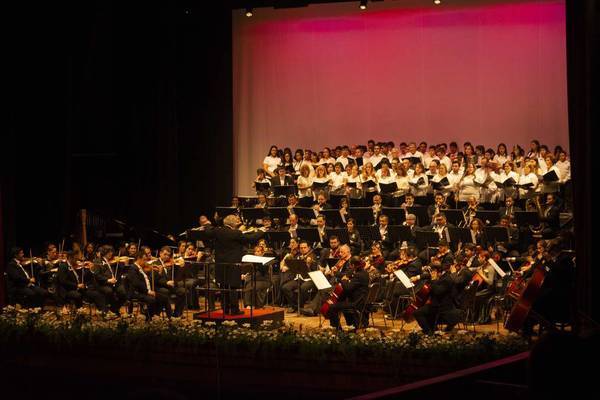 Diario HOY | La Sinfonía Divertida de la OSCA llega al barrio Vista Alegre de Asunción