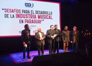 Luis Cobos destaca el “milagro” de la música latina y anima a artistas a sumarse al éxito - Música - ABC Color