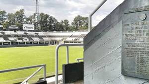 Crónica / ¡Cardona reiteró su proyecto de renovación del estadio de Olimpia!
