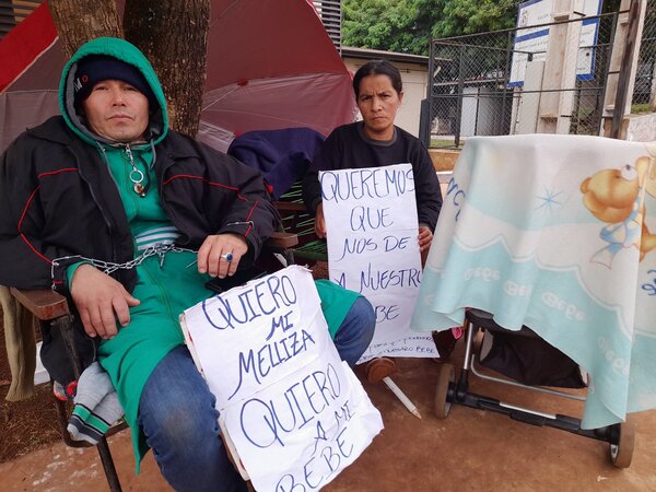 Diario HOY | Pdte. Franco: padres denuncian que no les entregaron a una de sus mellizas en el hospital