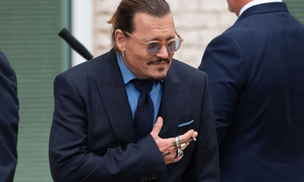 Johnny Depp gasta millonada en restaurante celebrando su victoria en el juicio