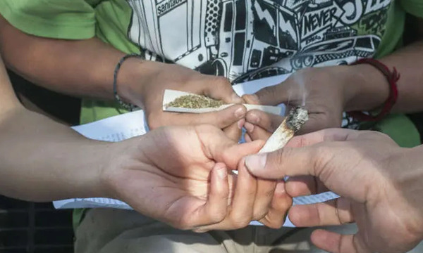 Adolescentes drogadictos mantienen en zozobra al Costa San Antonio - OviedoPress