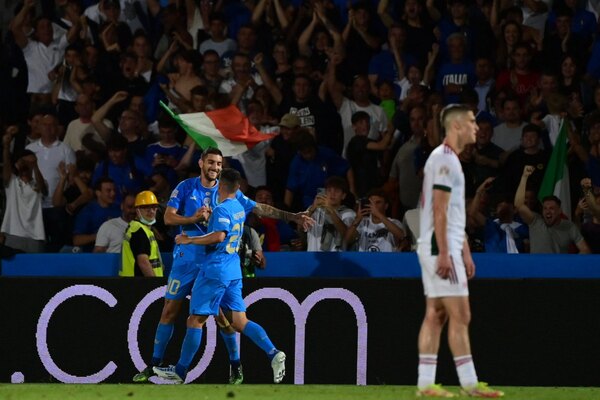 Italia recupera la sonrisa con un triunfo ante Hungría