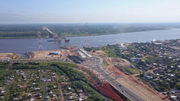 Culminó superestructura laminar del Puente Héroes del Chaco
