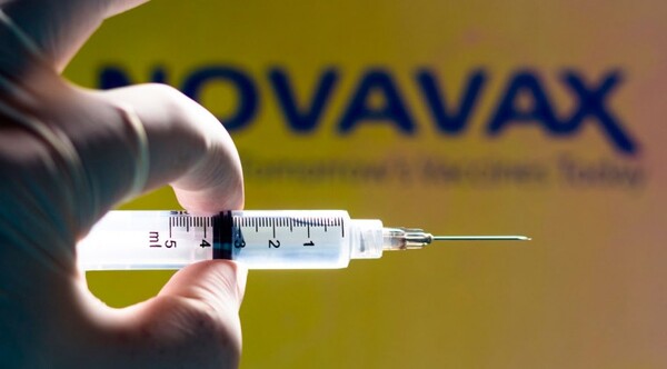 Diario HOY | Expertos de EEUU recomendaron la vacuna Novavax contra el covid-19