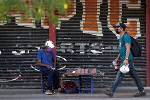 Los panameños siguen desalentados sobre lograr un empleo, según un sondeo - MarketData