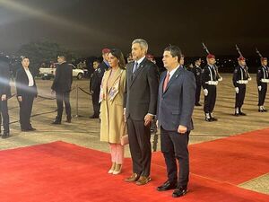 Mario Abdo viaja a la Cumbre de las Américas  - Política - ABC Color
