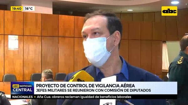 Proyecto de vigilancia aérea: Jefes militares se reunieron con comisión de diputados - ABC Noticias - ABC Color