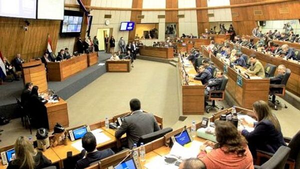 Estudiarán si tabacaleras y clubes deben estar en el radar de Seprelad