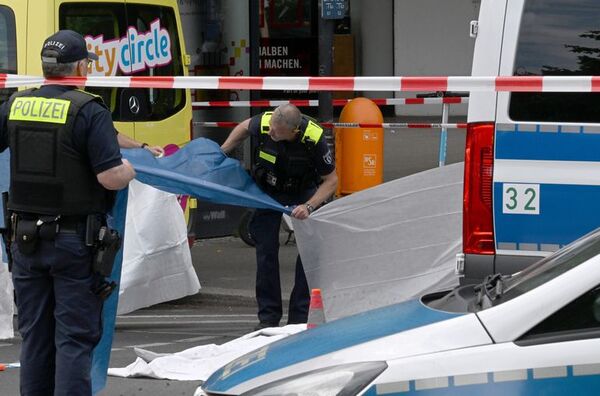 Un muerto y varios heridos tras arrollar un vehículo a peatones en Berlín - Mundo - ABC Color