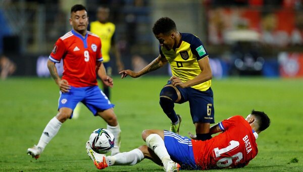 Abogado de Chile exhibe nuevas pruebas a la espera del fallo de FIFA sobre Byron Castillo