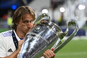 Luka Modric renovó con el Real Madrid hasta el 2023 - Fútbol Internacional - ABC Color