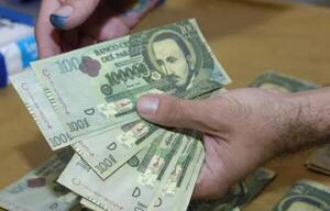 Reajuste del salario mínimo: asalariados privados son los más afectados, aseguran