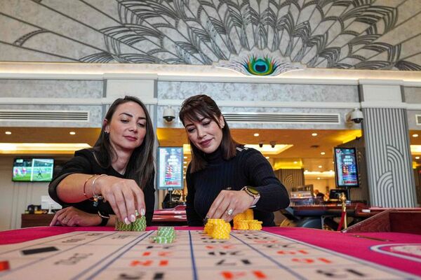 La arriesgada apuesta de casinos y “dinero sucio” en la isla de Chipre - Viajes - ABC Color