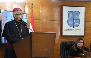 Monseñor Adalberto González, es nuevo “Hijo dilecto de Asunción”