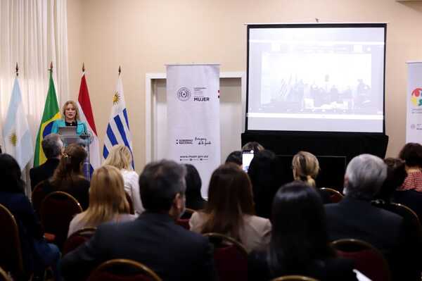 Realizan encuentro para elaborar políticas de cuidado a nivel del Mercosur - .::Agencia IP::.