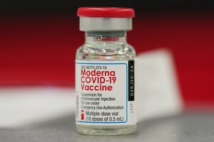 Diario HOY | Moderna anuncia buenos resultados de su vacuna modificada contra ómicron