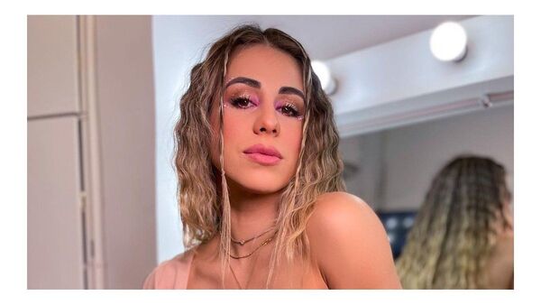Jessica Torres insta a las mujeres a someterse a los hombres