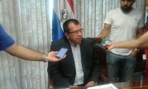 Osorio “abre el paraguas” y cuenta que tuvo una charla sobre “ayudar” a Erico Galeano - Nacionales - ABC Color