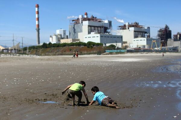 Otras 81 personas intoxicadas por la contaminación en el “Chernobil chileno” - Mundo - ABC Color