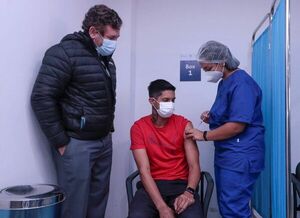 Acuerdo entre Conmebol y la HHS, para la promoción de vacunación contra el Covid-19 - Fútbol - ABC Color