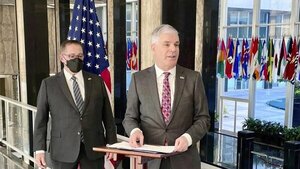 Embajador de EEUU advierte que seguirán incluyendo a paraguayos corruptos en lista negra
