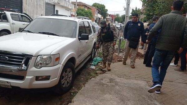 Policía busca a sospechoso de disparar a un hombre en Asunción