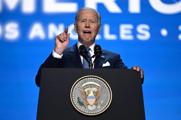 Biden, interrumpido por una activista en ceremonia de Cumbre de las Américas - Mundo - ABC Color