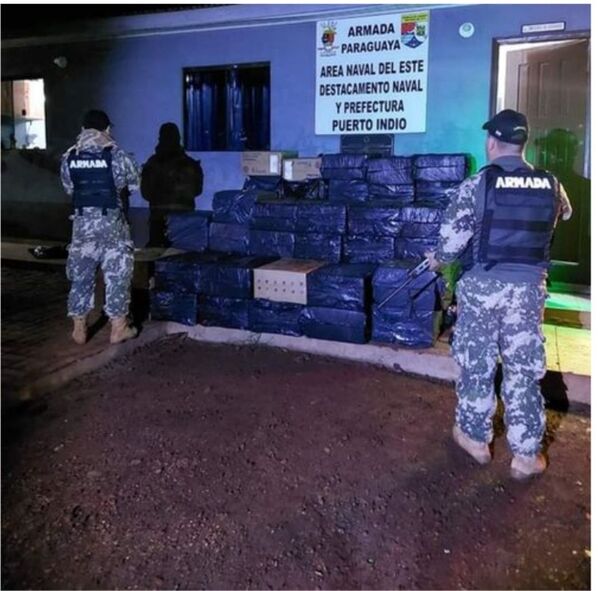 La Armada incautó casi 100.000 cajetillas de cigarrillo de contrabando - Radio Imperio