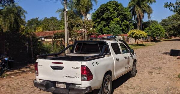 La Nación / Roban su vehículo a un comerciante y policías lo recuperan a 10 cuadras