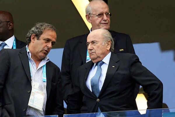 Diario HOY | Blatter y Platini rechazan todas las acusaciones