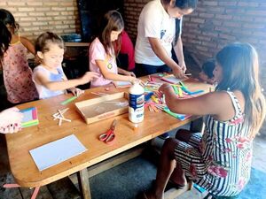 Realizan colecta para el sostenimiento del espacio educativo en el Bañado Sur - Nacionales - ABC Color