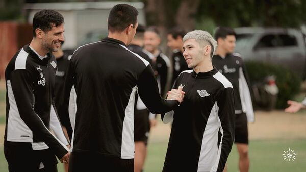 “Dentro de 15 días empieza la pretemporada”: Julio Enciso al Brighton - Fútbol - ABC Color